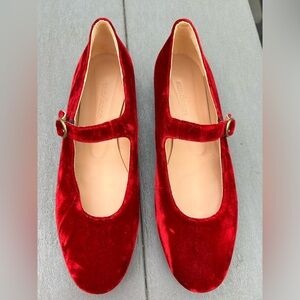 Excellent Condition, Sundance, Red Velvet flats, size 40